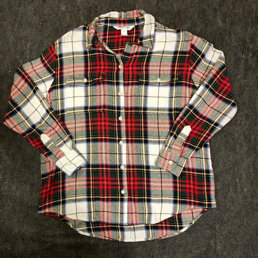 Old Navy Red Plaid Flannel Button Up Boyfriend Shirt Mens Small S Long Sleeve